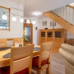 בית נופש Freesenbruch Reihenhaus 5a - Eichhoernchen זינקסט