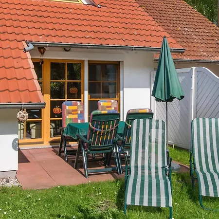 Freesenbruch Reihenhaus 5a - Eichhoernchen *