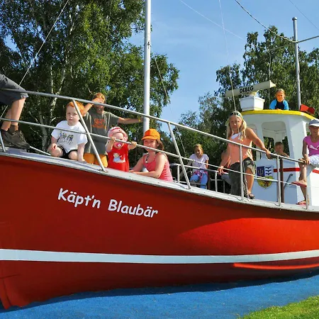 Freesenbruch Reihenhaus 5a - Eichhoernchen * Zingst