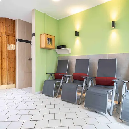 Freesenbruch Reihenhaus 5a - Eichhoernchen Holiday home