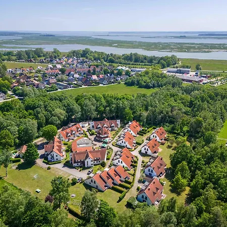 Freesenbruch Reihenhaus 5a - Eichhoernchen *