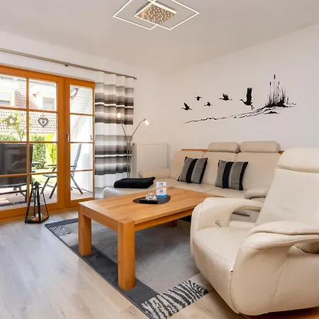 Freesenbruch Reihenhaus 5a - Eichhoernchen